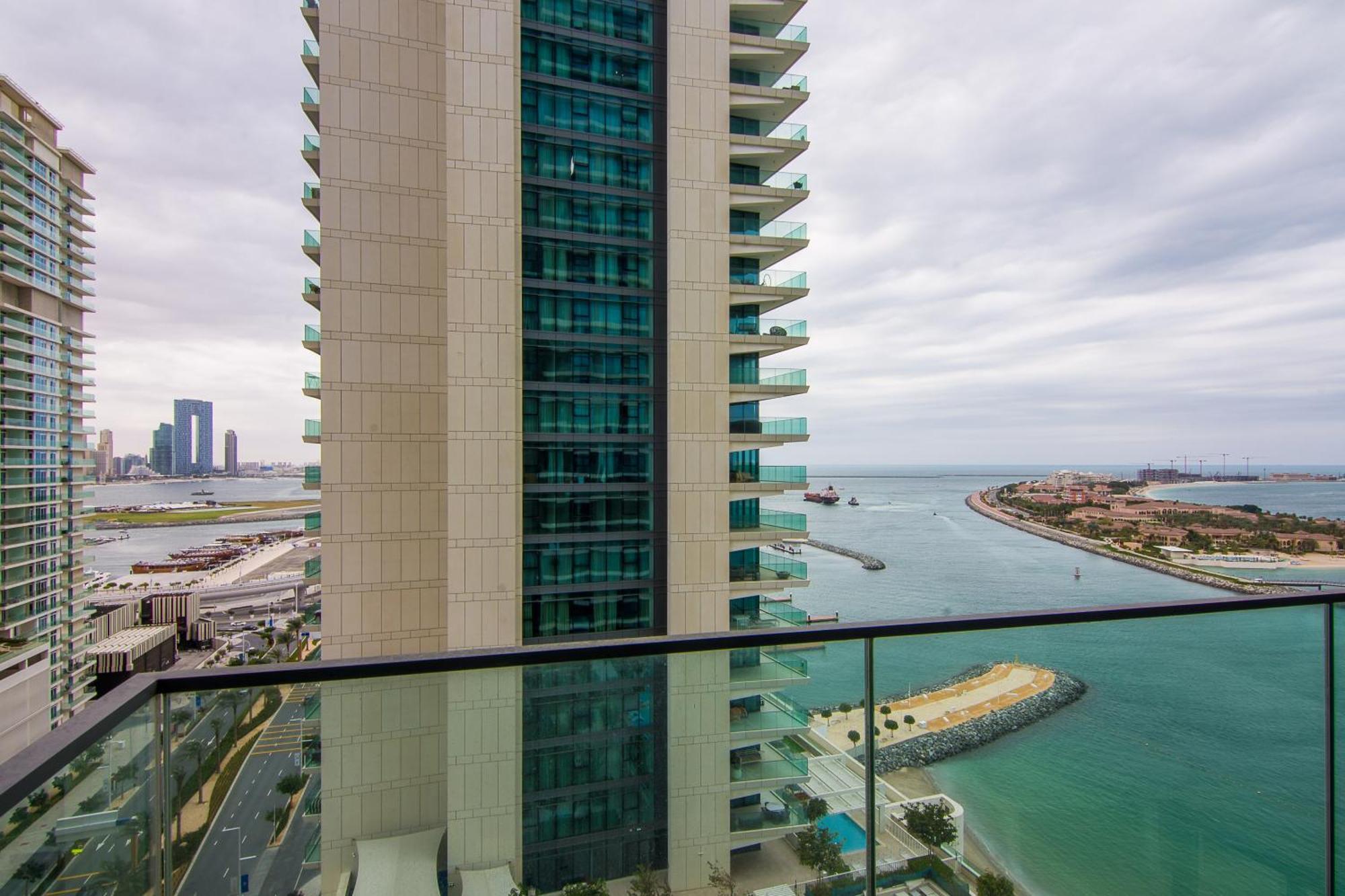 Privet 2br In Marina * Dubai